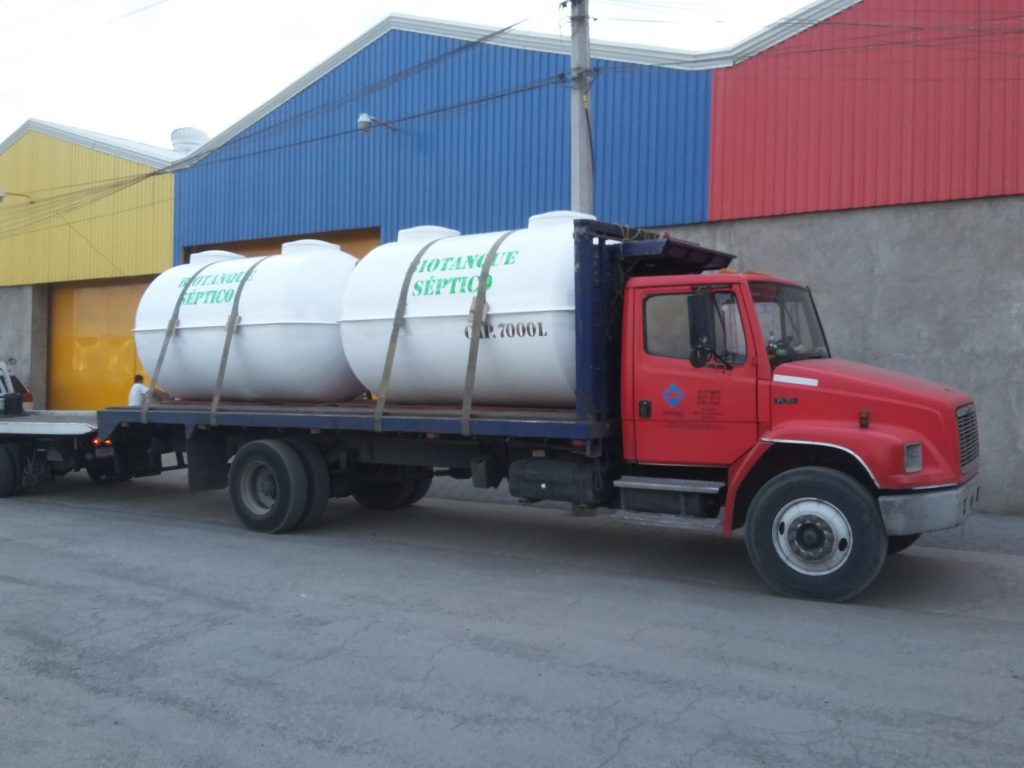 Biodigestor en resina poliester y fibra de vidrio Hecho en México